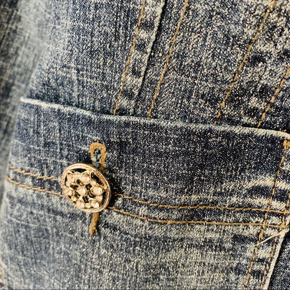 Jean Jacket - Picture 3 of 4